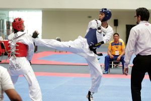 Taekwondoínes dan 5 medallas a la UANL
