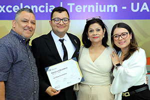 Ternium and UANL Present Excellence Awards