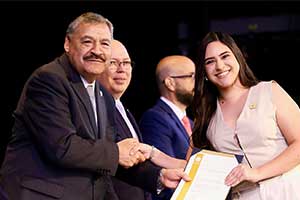 Premia Ceneval excelencia de 206 alumnos de la UANL