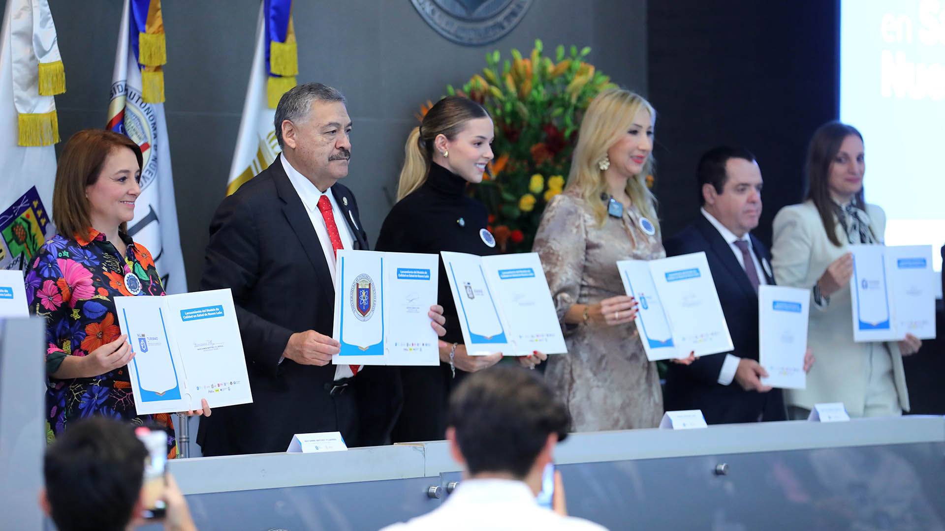 Firma UANL compromiso por la calidad de la salud en el estado