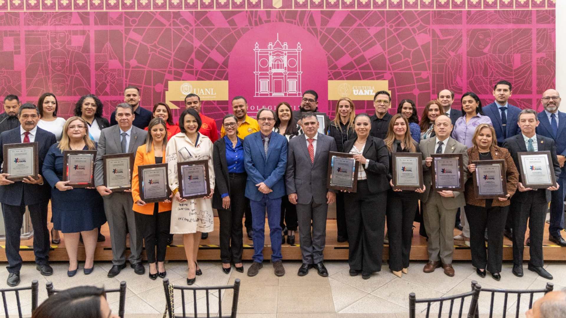 Distinguen a planteles universitarios por su programación cultural